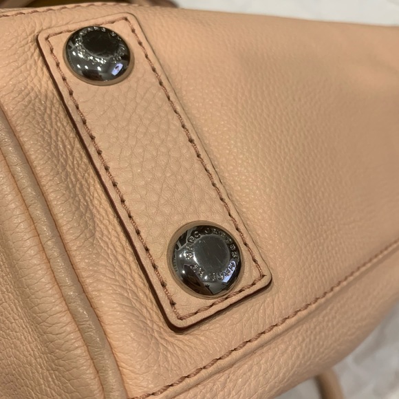 Like New Marc by Marc Jacobs Too Hot to Handle Leather Handbag Light Pink Peach - Picture 9 of 16